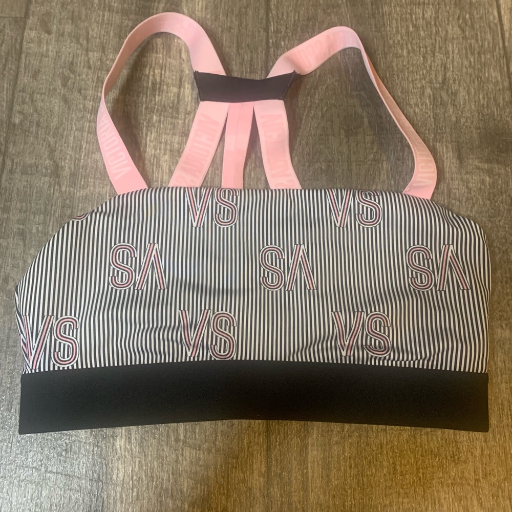 Victoria’s Secret Victoria’s Sport sports bra